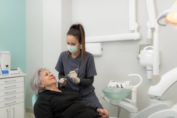 Best Emergency Dental Extractions in Texkana, AR